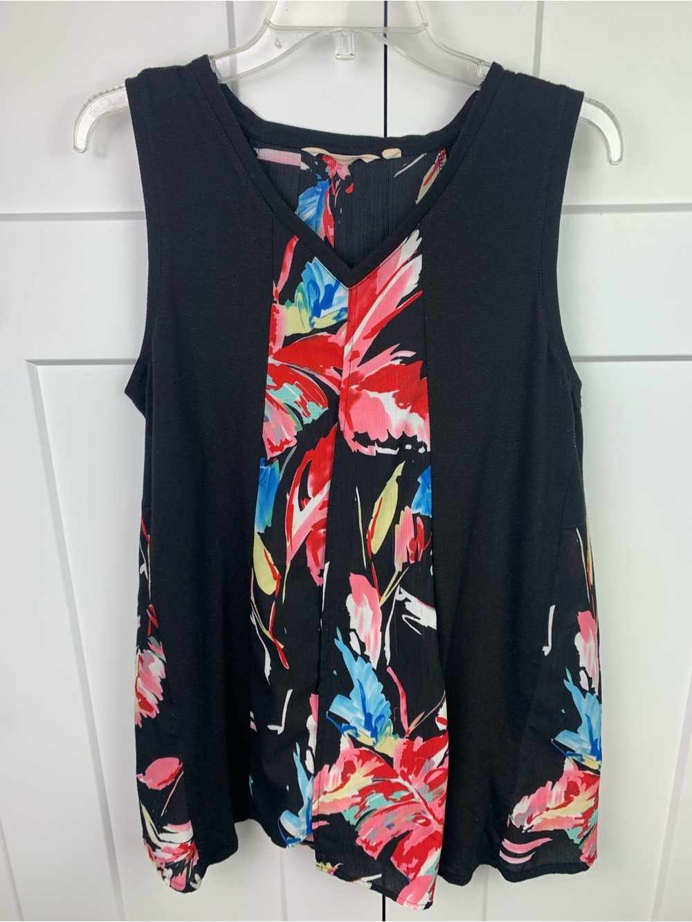 SOFT SURROUNDINGS Top L Makani Floral Sleveless Blouse Black Cottagecore Mature